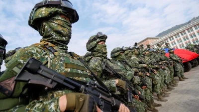 Китайские часы вызвали скандал в армии Тайваня