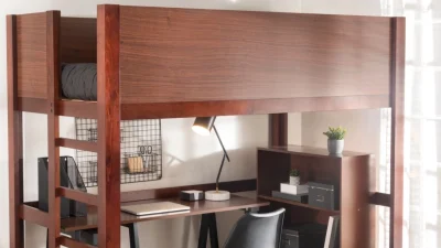 Сделайте простую дополнительную кровать на втором ярусе