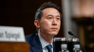 Генеральный директор TikTok уклоняется от вопросов о нарушениях прав человека в Китае