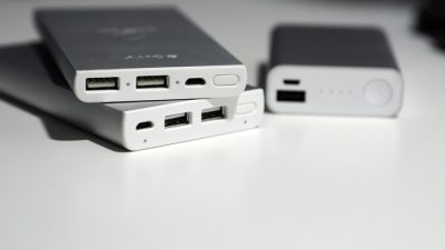 Аккумулятор взорвался в куртке школьника