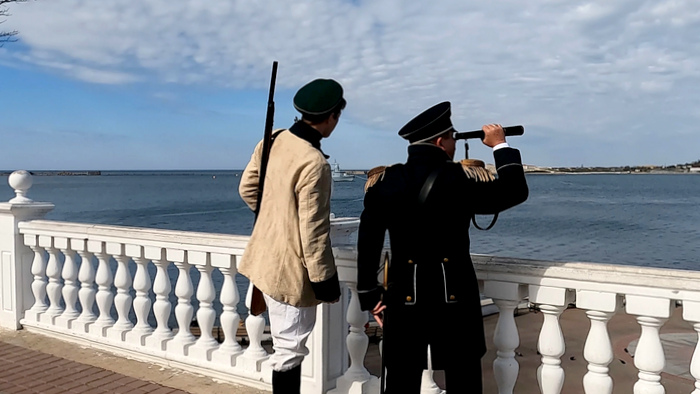 Театральная экскурсия по мотивам рассказов Льва Толстого на улицах Севастополя