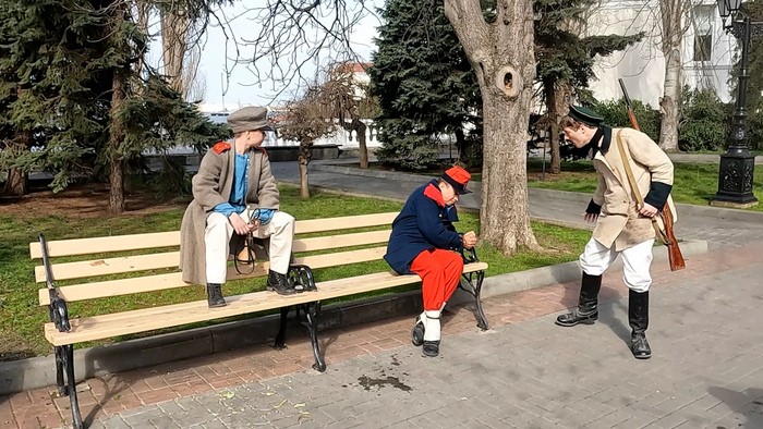 Театральная экскурсия по мотивам рассказов Льва Толстого на улицах Севастополя