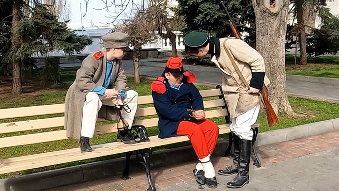 Театральная экскурсия по мотивам рассказов Льва Толстого на улицах Севастополя