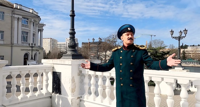 Театральная экскурсия по мотивам рассказов Льва Толстого на улицах Севастополя