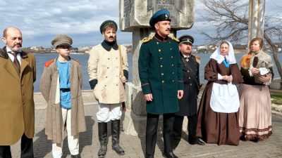 Театральная экскурсия по мотивам рассказов Льва Толстого на улицах Севастополя