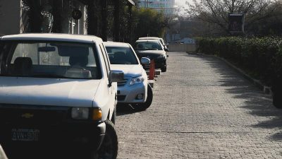 Экстренным службам разрешат таранить неправильно припаркованные автомобили
