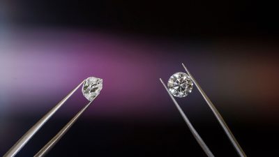 Япония запретила импорт алмазов из России. Кого ещё коснулись новые санкции?