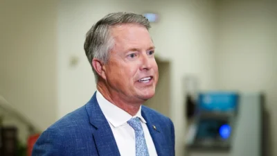 Китайские группировки используют массажные салоны для торговли людьми в Канзасе