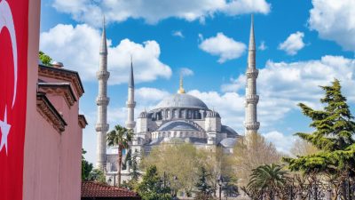 В акватории Антальи произошло землетрясение магнитудой 4,7