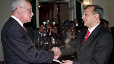 Бывший посол США, шпионивший в пользу Кубы, получил 15 лет тюрьмы