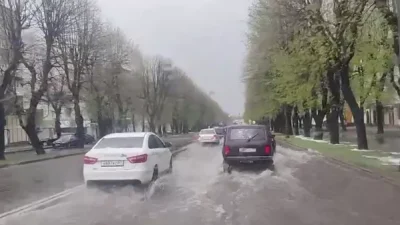 Нальчик в Кабардино-Балкарии затопило после сильного града