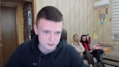 Около 7 млн рублей разбросал блогер Меллстрой в московском ночном клубе (видео)