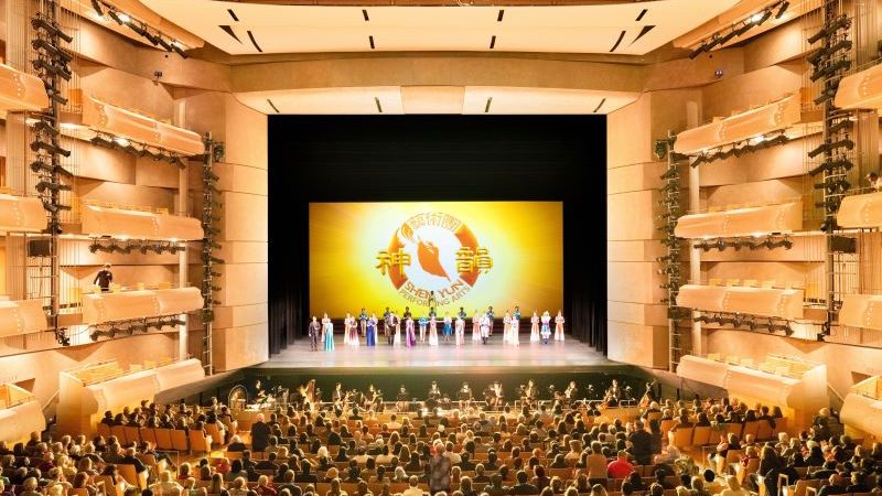 Мировое турне Shen Yun по трём континентам продолжается