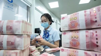 Китай погрузился в долговой кризис беспрецедентного масштаба, говорит эксперт