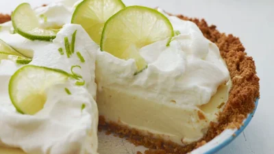 Пирог Key lime с лаймовой начинкой