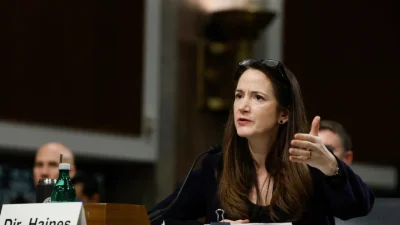 Китайские хакеры готовятся к войне с США: директор разведки