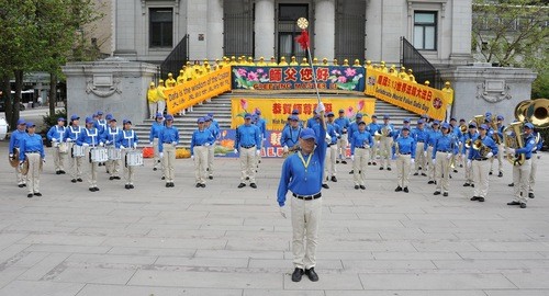 Канада. Грандиозный парад и выступления в Ванкувере, посвящённые Всемирному Дню Фалунь Дафа