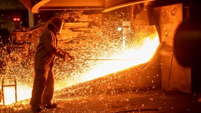 ЧЭМК национализировали, а гендиректора обвинили в педофилии