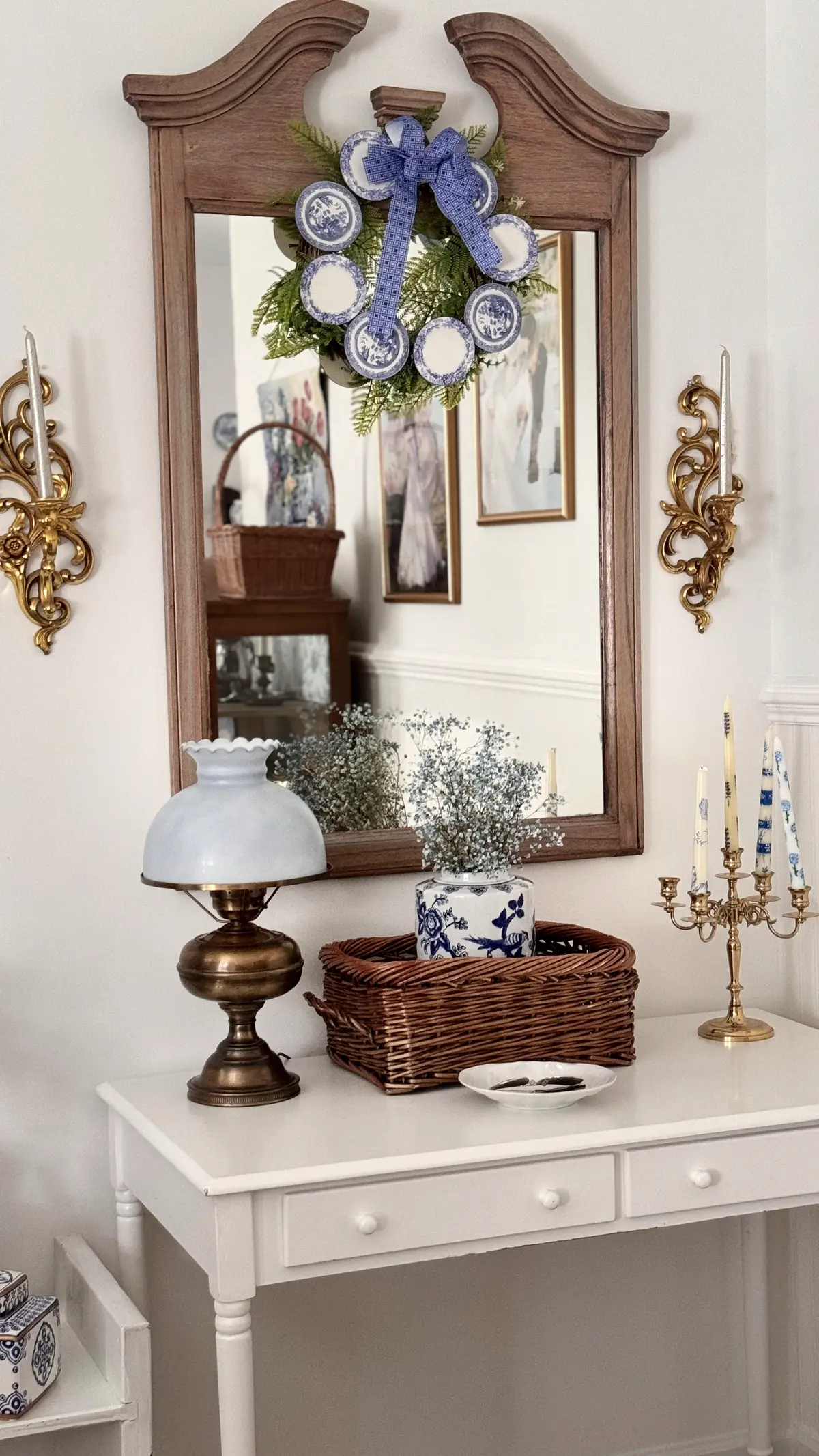 Молодые супруги превратили свой дом в винтажный коттедж и предпочитают неспешный образ жизни