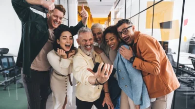 Лидеры заставляют юмор работать на них