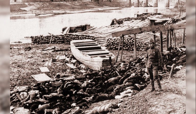 Захватив Нанкин, японские солдаты совершили массовые убийства и другие зверства, разоряя китайских граждан во время Второй китайско-японской войны. (Public Domain via Wikimedia) | Epoch Times Россия