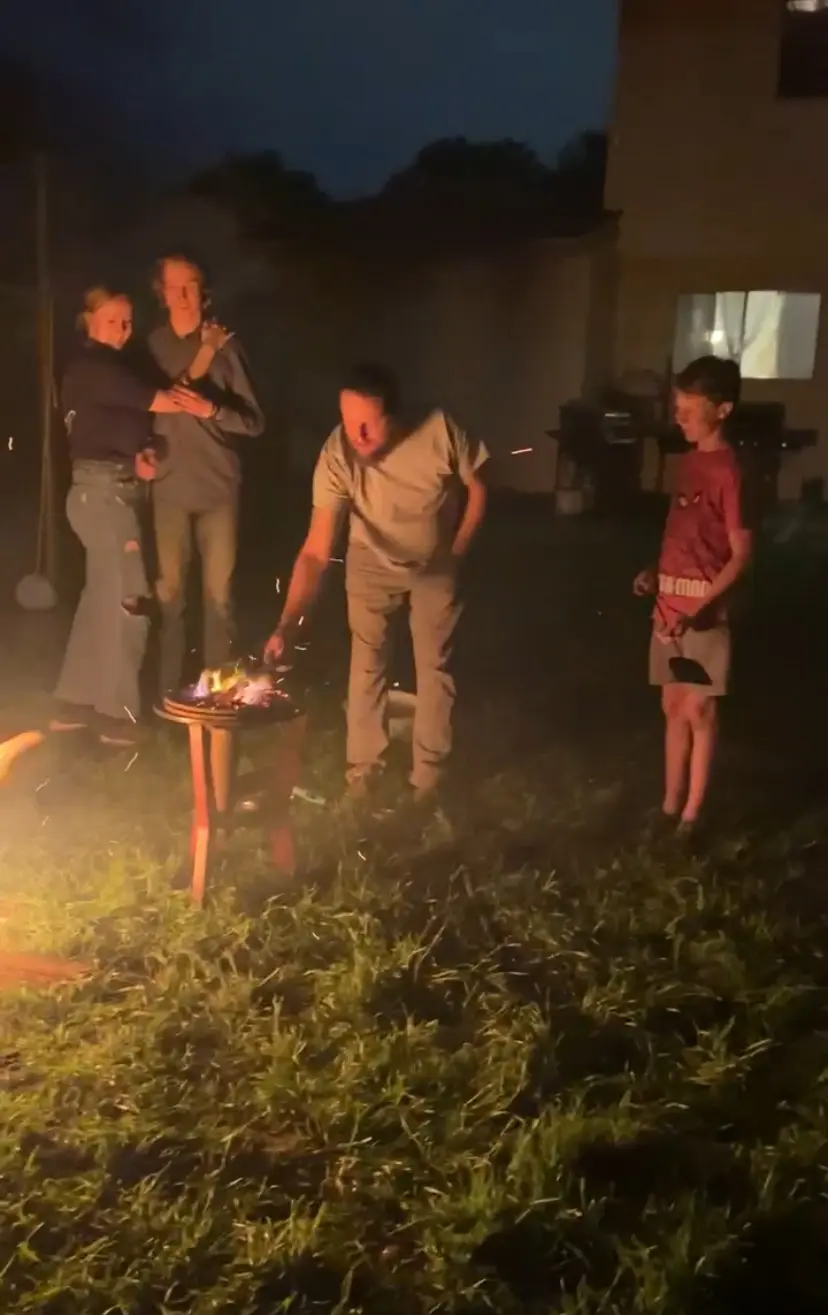 Мама не даёт сыновьям телефоны, пока они не выполнят 5 заданий