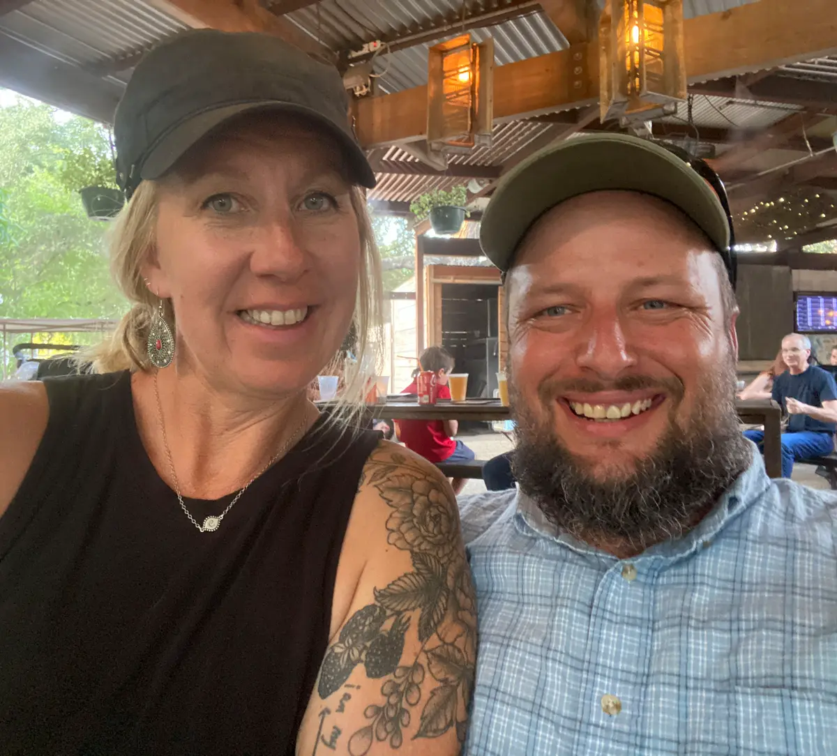 Мама не даёт сыновьям телефоны, пока они не выполнят 5 заданий