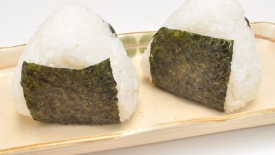 Почему японцы не набирают вес, несмотря на употребление рисовых шариков