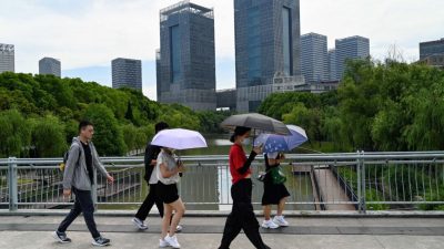 Китай пересматривает законы о браке и разводе из-за сокращения населения