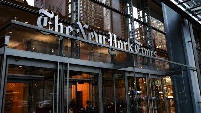 «Нью-Йорк Таймс»: 25 лет на службе Китаю