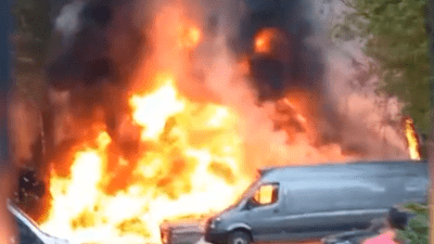 В Москве нашли юных поджигателей, спаливших за 30 минут 9 машин