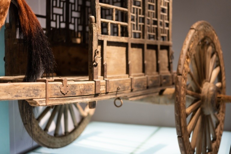 Легенда о монахе с тремя повозками