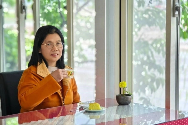 Чиен-Хуа Куо много лет страдала от эндометриоза, но после четырёх месяцев практики Фалуньгун симптомы исчезли. (Courtesy of Chien-Hua Kuo) | Epoch Times Россия