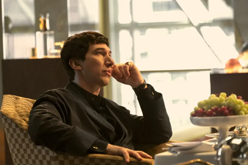 Сезар Катилина (Адам Драйвер) в фильме «Мегаполис». (Lionsgate Films) «Наблюдения за фильмом», эссе о «Мегаполисе»