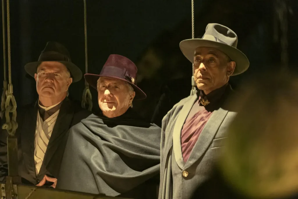 Нуш «Фиксатор» Берман (Дастин Хоффман, слева) и мэр Цицерон (Джанкарло Эспозито) в фильме «Мегалополис». (Lionsgate Films) «Наблюдения за фильмом», эссе о «Мегаполисе»