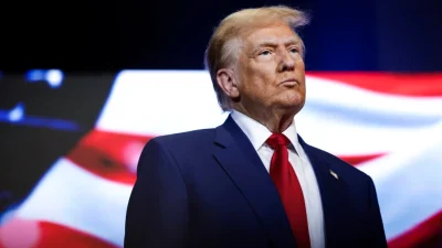 Трамп опережает Харрис на 2% в национальном опросе