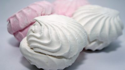 Производитель зефира отрицает массовое отравление россиян продуктом