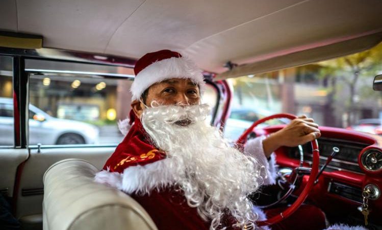 Главного Деда Мороза России оштрафовали за быструю езду дед Мороз