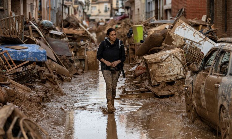 Фото: После наводнения в испанском городе Пайпорту в провинции Валенсия, 3 ноября 2024 года. (Pablo Blazquez Dominguez/Getty Images)
 | Epoch Times Россия