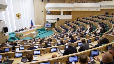 Кабмин против Совфеда: самозанятых не тронут до 2028 года