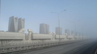 В Санкт-Петербурге закрыли дамбу из-за угрозы наводнения (видео)