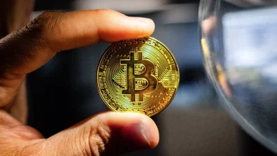 Как Трамп поднял биткоин выше $100 тыс.