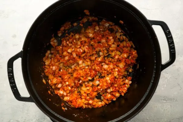 Тушёные короткие рёбрышки (рецепт)