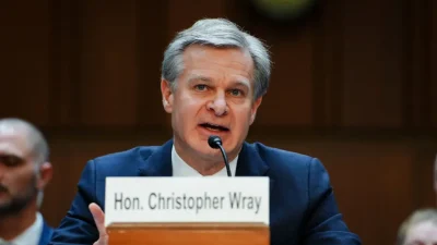 Директор ФБР уходит в отставку