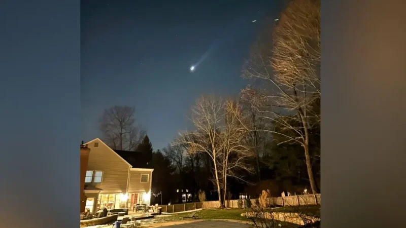 5 декабря 2024 года над Бернардсвиллом, штат Нью-Джерси, было замечено несколько дронов. (Brian Glenn/TMX via AP) | Epoch Times Россия