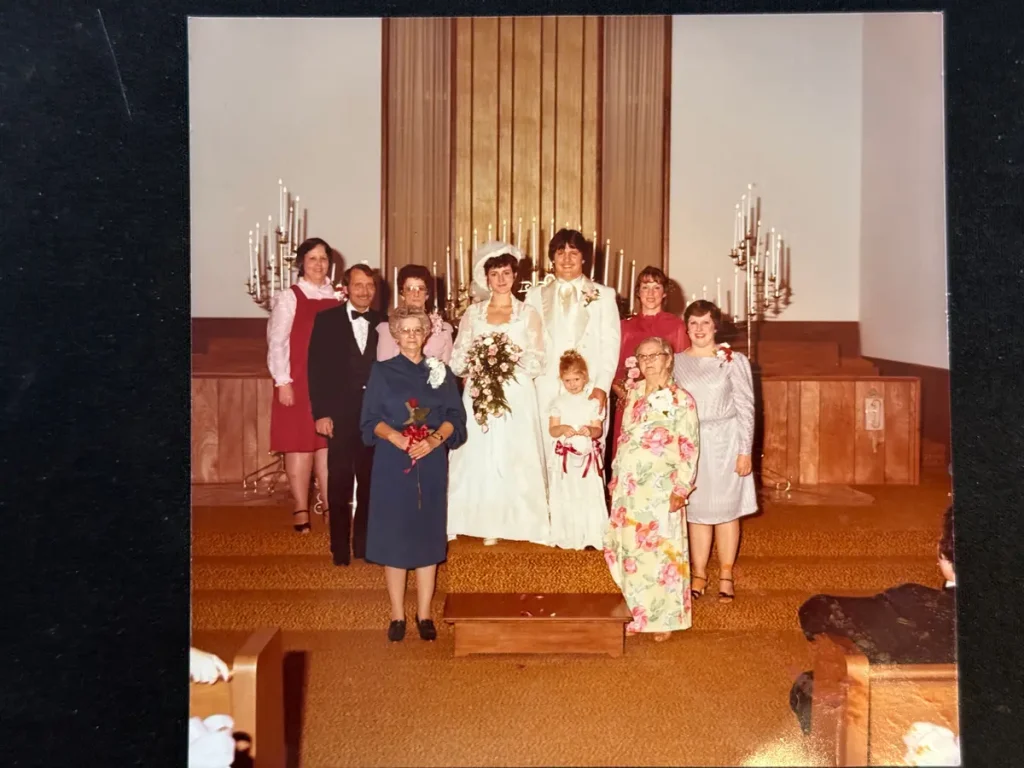 Отец ради семьи продал любимый автомобиль. Много лет спустя его ждал сюрприз