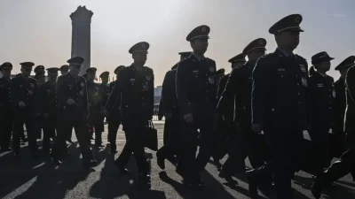 Чистка в армии Китая: обвинены в коррупции ещё 2 военачальника