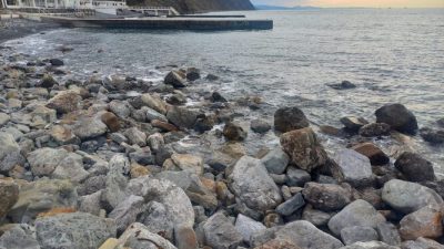 Власти Новороссийска опровергли загрязнение мазутом своих пляжей