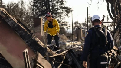 Федеральные следователи по расследованию поджогов прибывают в Лос-Анджелес
