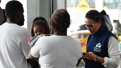 Трамп заставил Колумбию принять самолёты с нелегальными мигрантами